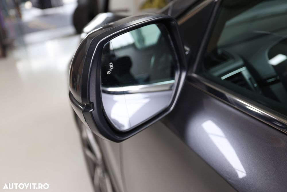 Honda CR-V 1.5 VTEC Turbo 4WD CVT Executive - 14