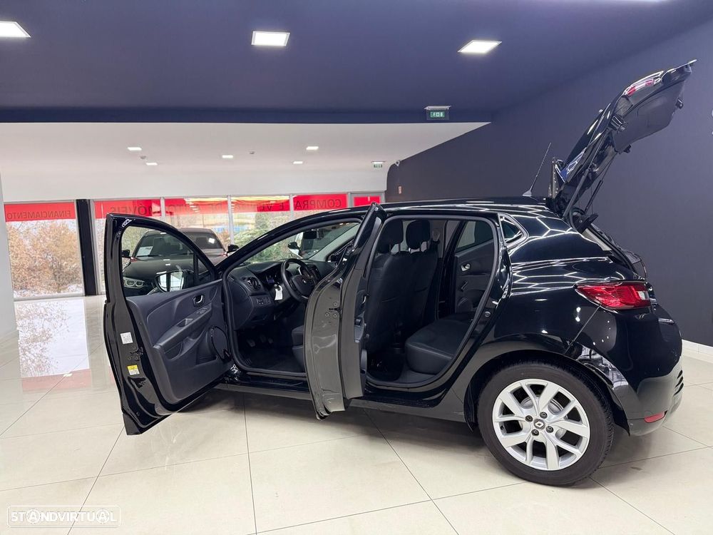 Renault Clio 0.9 TCe Limited - 9