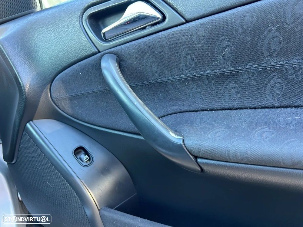Mercedes-Benz C 220 - 15