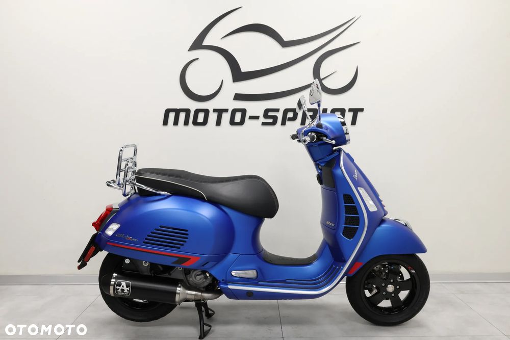 Vespa GTS - 2