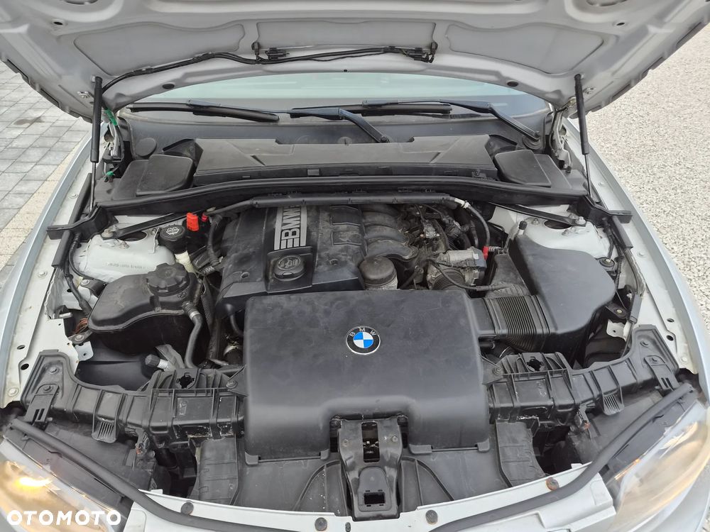 BMW Seria 1 - 27