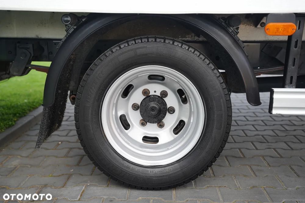 Iveco DAILY 35-140 / KONTENER 4,3 M / WINDA / HI -MATIC / BLIŹNIAK - 19