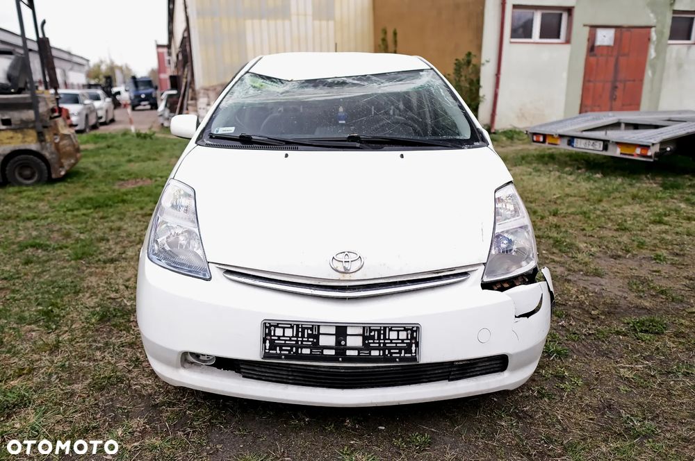 Toyota Prius 1.5 VVT-i Sol (nav) - 3