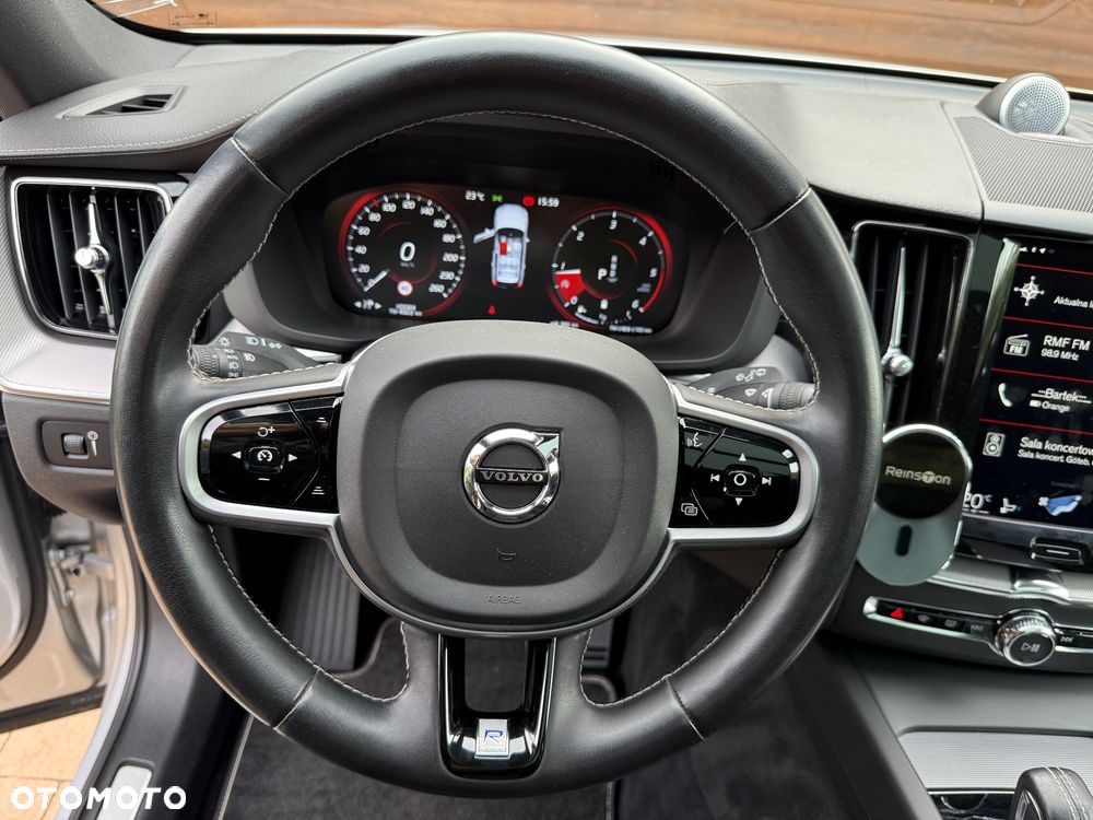 Volvo XC 60 B5 D AWD Geartronic RDesign - 23
