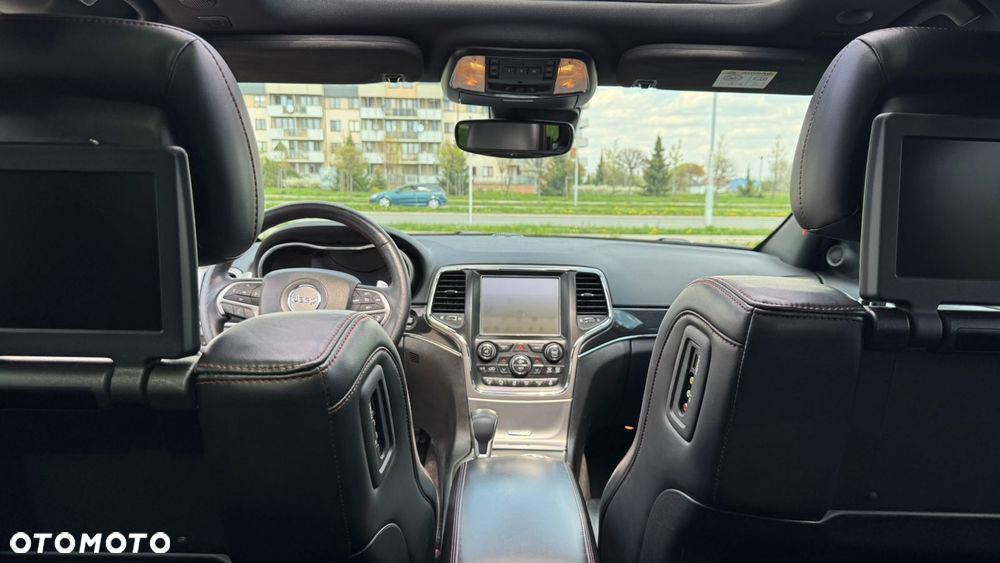 Jeep Grand Cherokee - 20