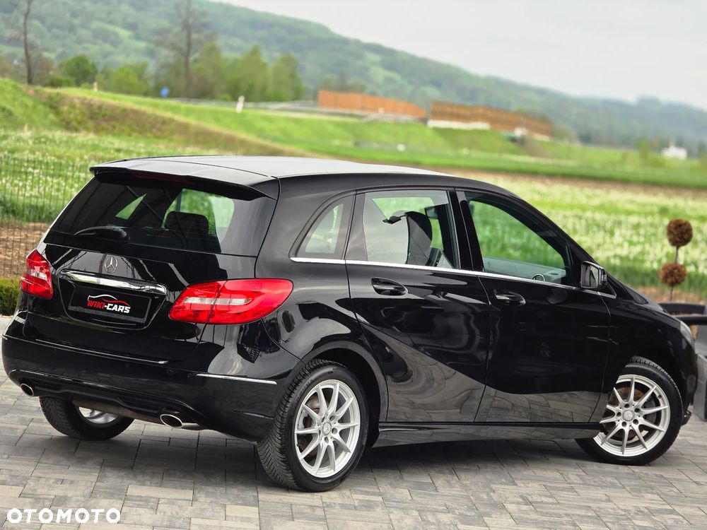 Mercedes-Benz Klasa B 180 BlueEFFICIENCY Edition Style - 15