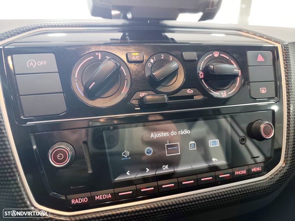 VW Up! 1.0 BMT Move Auto - 21
