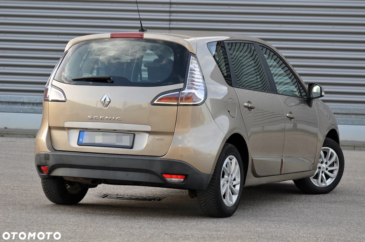 Renault Scenic ENERGY TCe 130 INTENS - 6