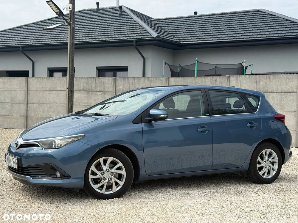 Toyota Auris 1.2 T Dynamic - 12