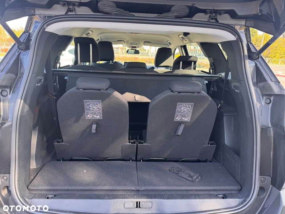Peugeot 5008 1.2 PureTech Active Pack S&S EAT8 - 8