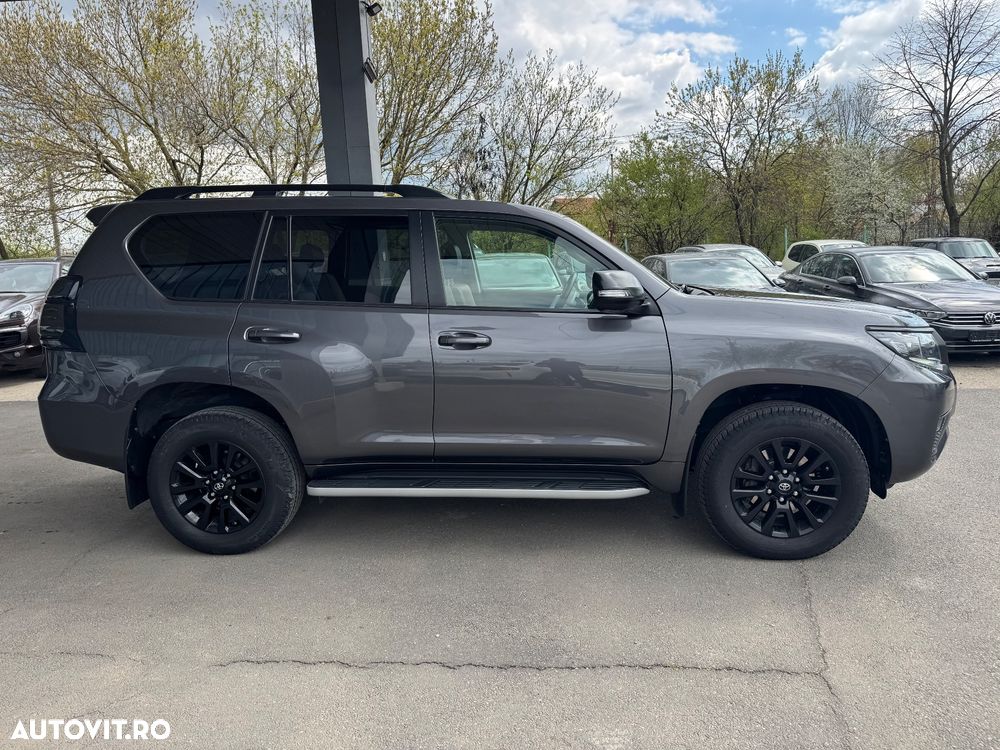 Toyota Land Cruiser - 24