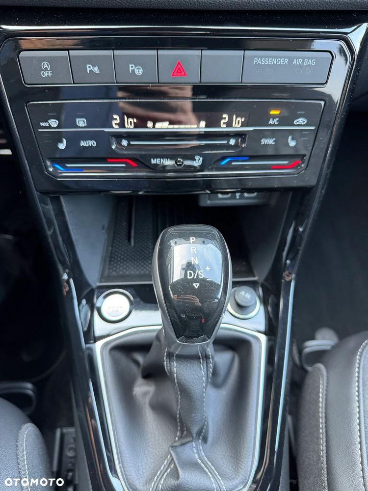 Volkswagen T-Cross 1.0 TSI R-Line DSG - 25
