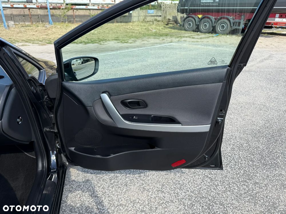 Kia Ceed 1.4 CVVT Dream Team Edition - 26