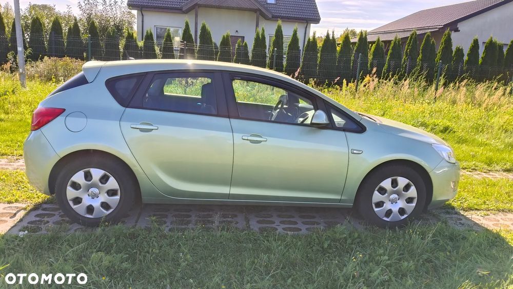 Opel Astra IV 1.6 Edition - 4