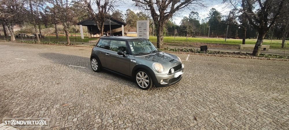 MINI 3 Portas Cooper S - 4