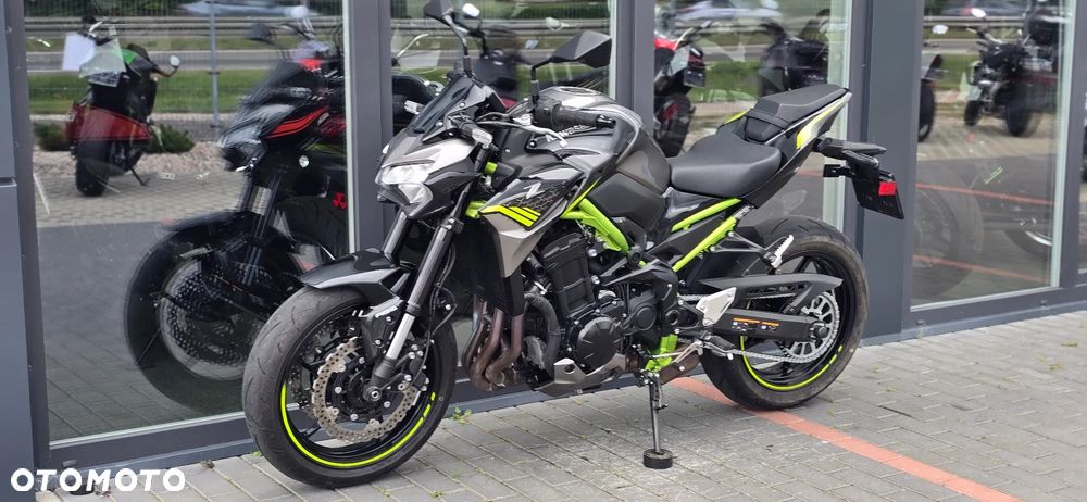 Kawasaki Z 900 - 26