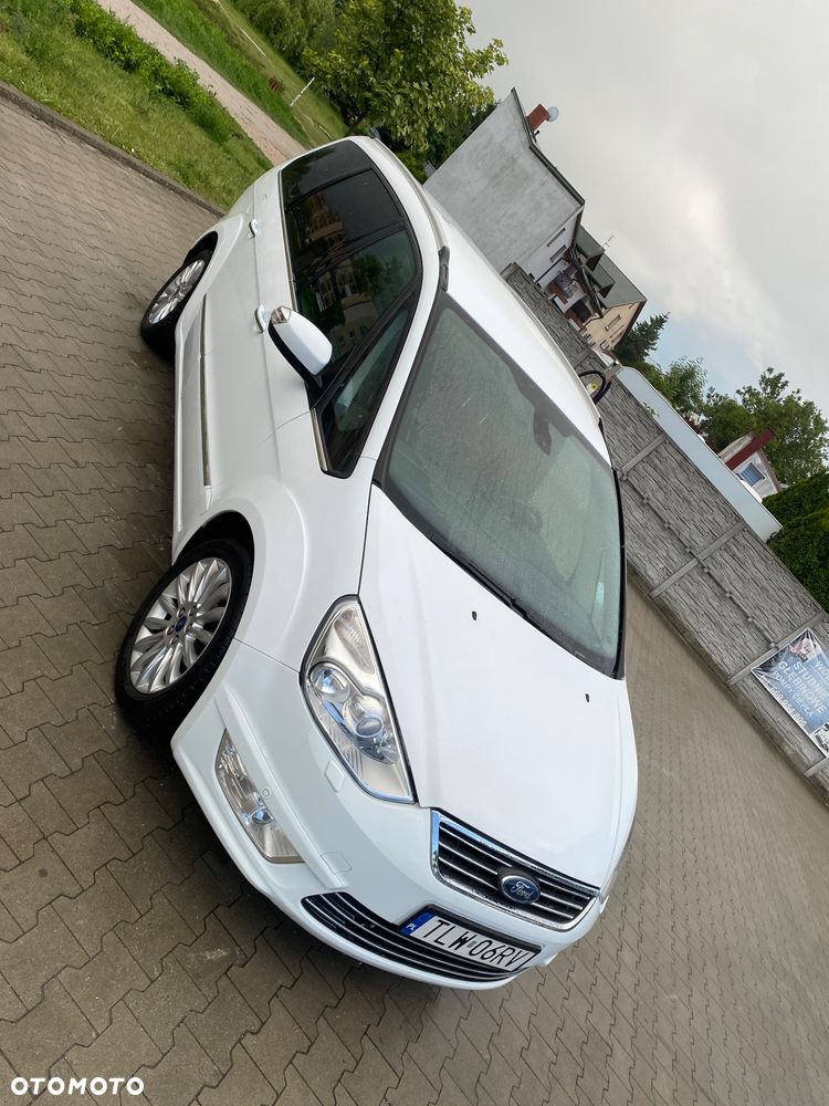 Ford Galaxy 2.0 TDCi Titanium - 17
