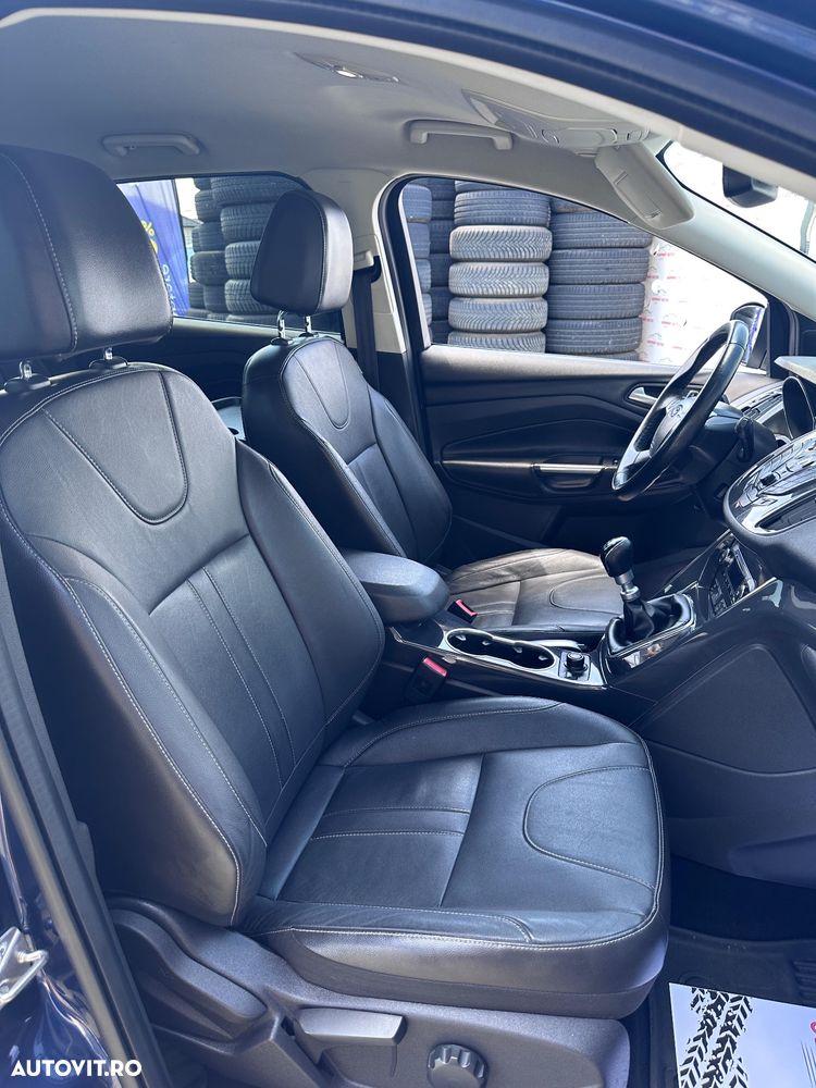 Ford Kuga 1.6 EcoBoost 2x4 Titanium - 7