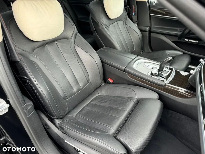 BMW Seria 7 - 16