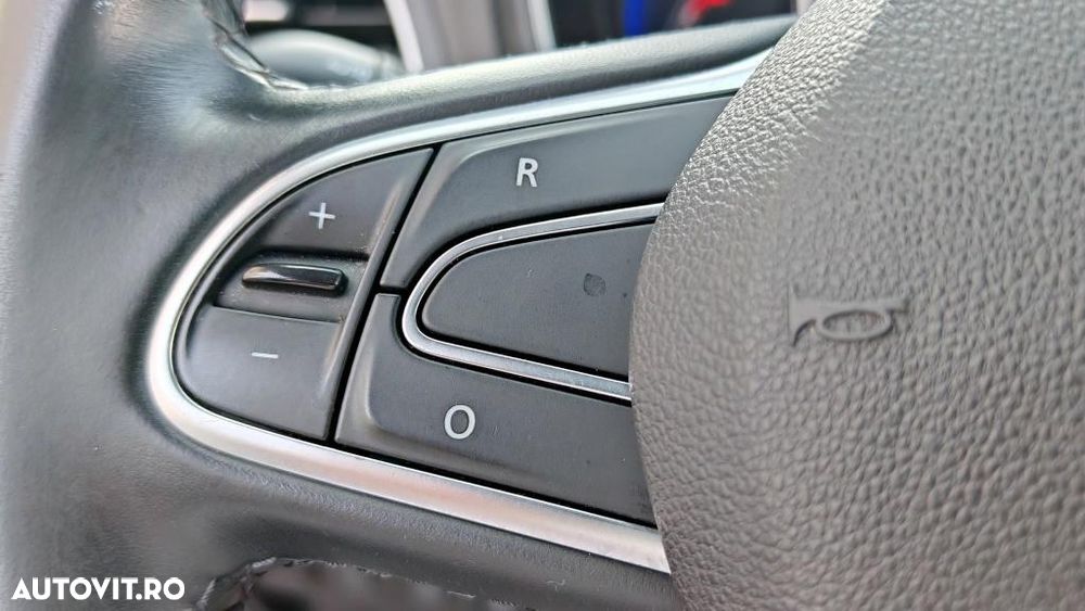 Renault Koleos ENERGY dCi 175 X-tronic LIMITED - 27