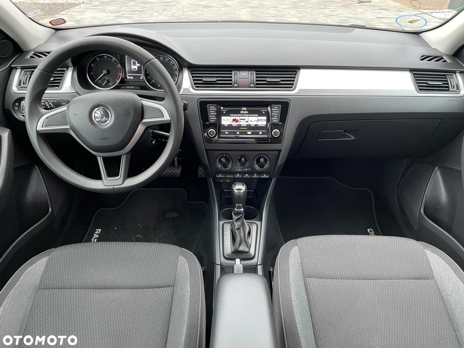 Skoda RAPID 1.2 TSI Drive DSG - 11