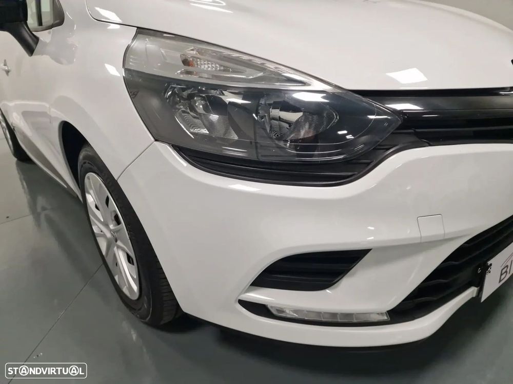 Renault Clio - 46