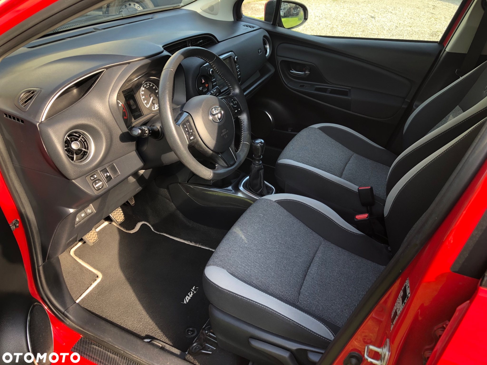 Toyota Yaris 1.5 Life - 40
