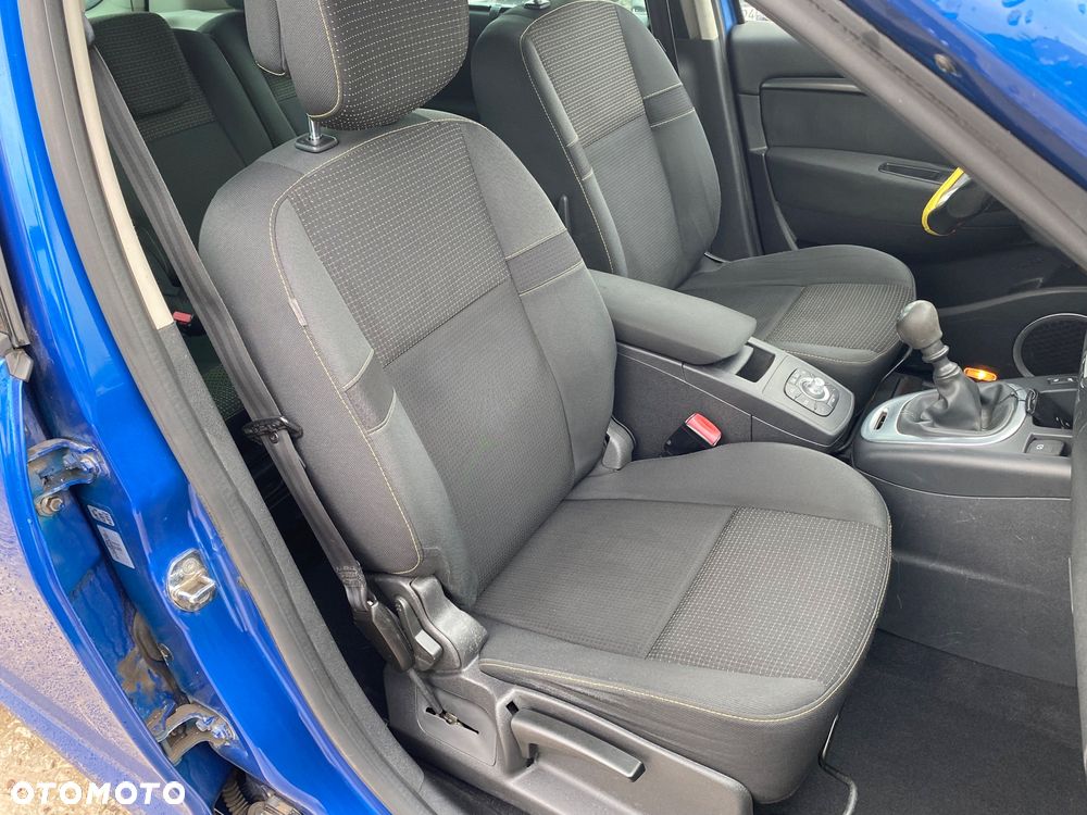 Renault Scenic 1.6 16V 110 Dynamique - 26