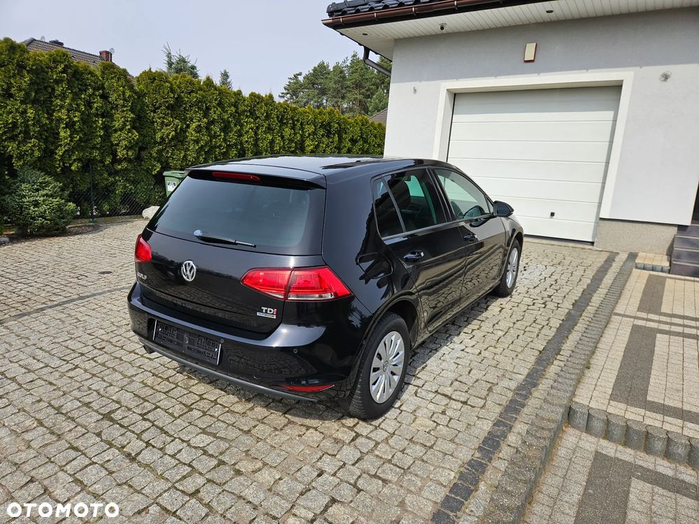 Volkswagen Golf 1.6 TDI BlueMotion Technology Comfortline - 22