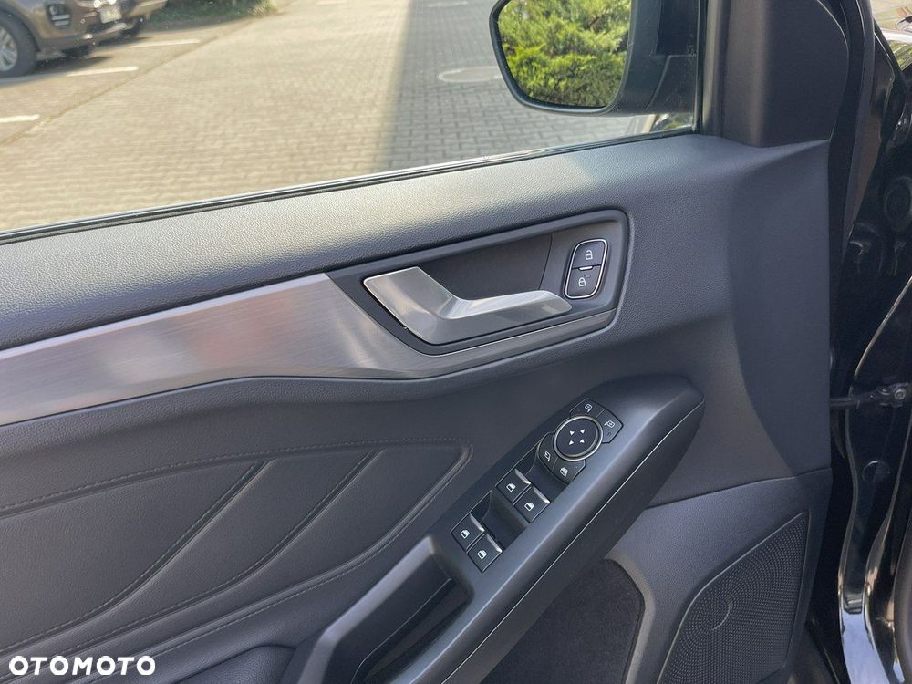 Ford Focus - 21