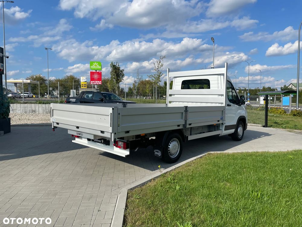 Maxus Deliver9 - 3