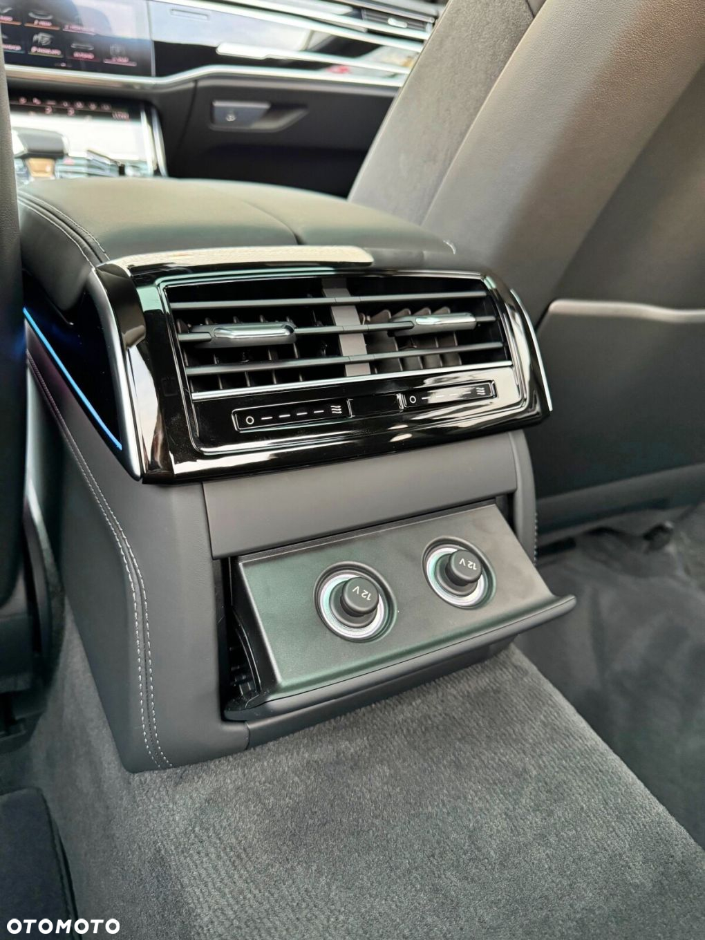 Audi A8 - 15
