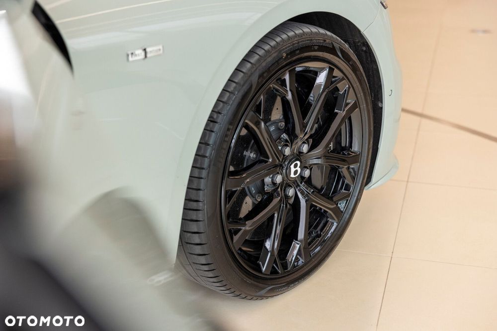 Bentley Continental GT - 28