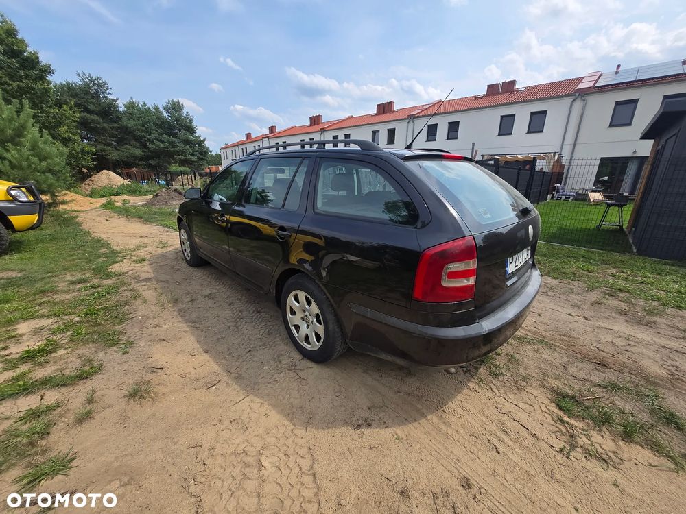 Skoda Octavia 2.0 TDI Elegance - 3