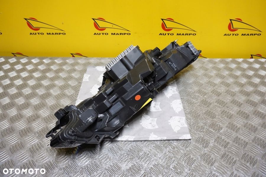 RANGE ROVER EVOQUE L551 2019- REFLEKTOR LAMPA MID LED LEWA USA - 12