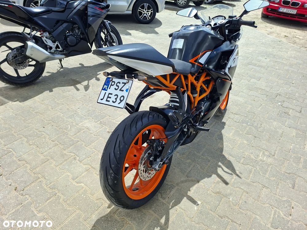 KTM RC 125 - 8