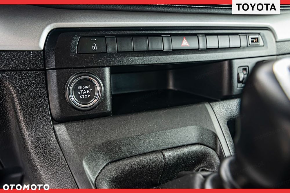 Toyota Proace Verso - 25