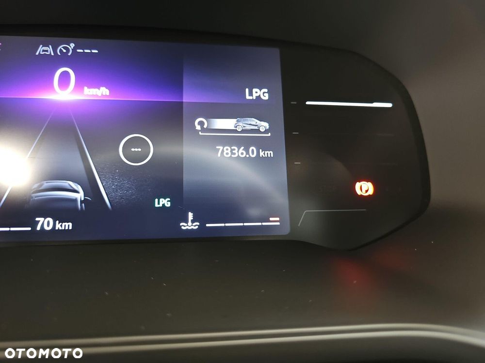 Renault Captur - 23