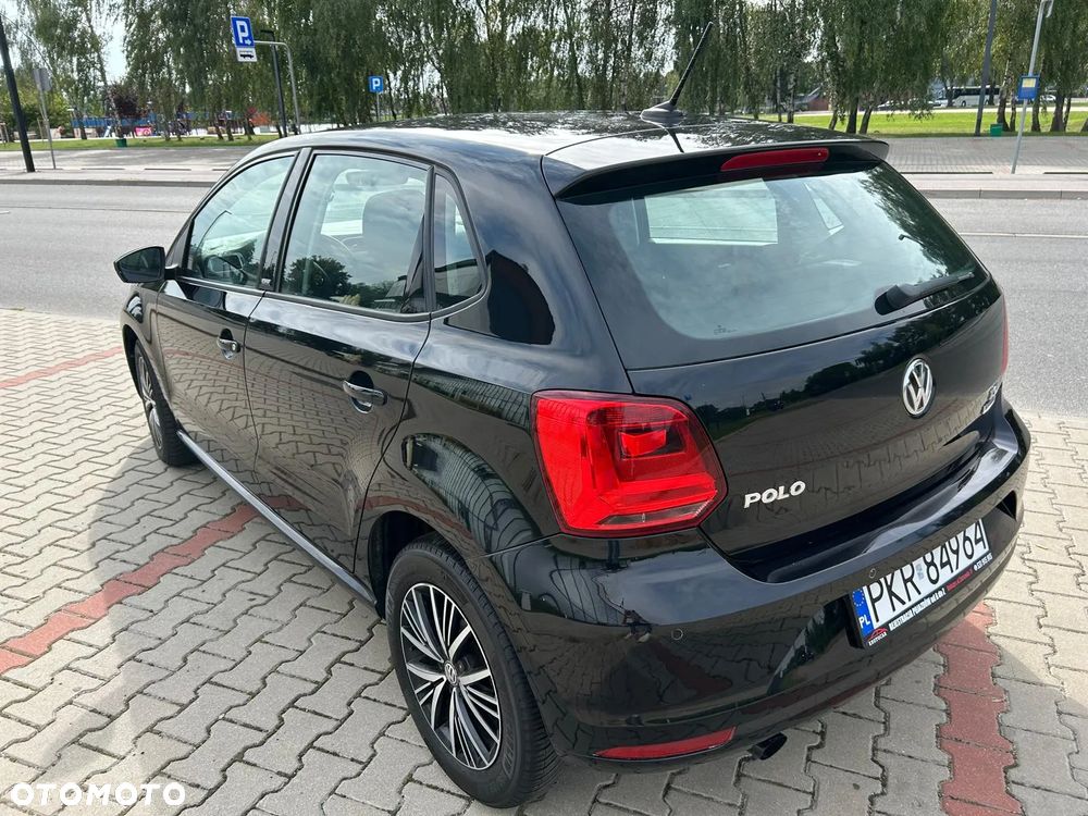 Volkswagen Polo 1.2 TSI Blue Motion Technology DSG Allstar - 5
