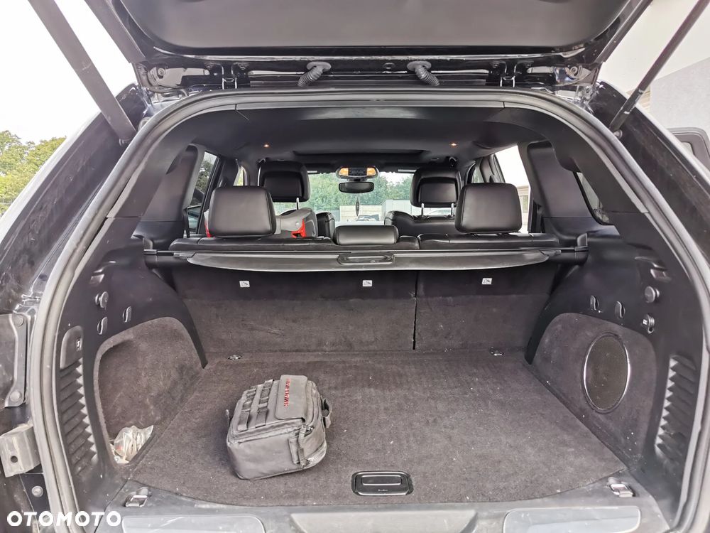 Jeep Grand Cherokee - 40