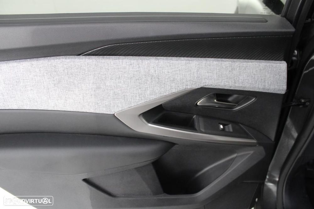 Peugeot E-5008 210 Allure Business - 13