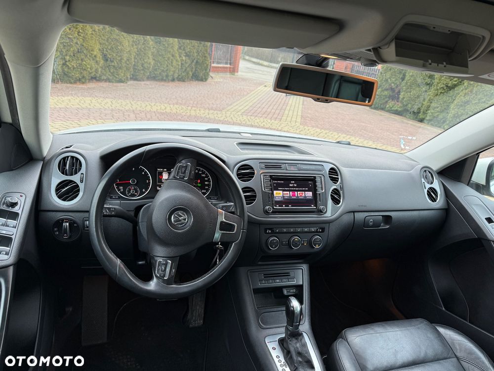 Volkswagen Tiguan 2.0 TDI SCR 4MOTION BlueMotion Technology DSG Track & Style - 11