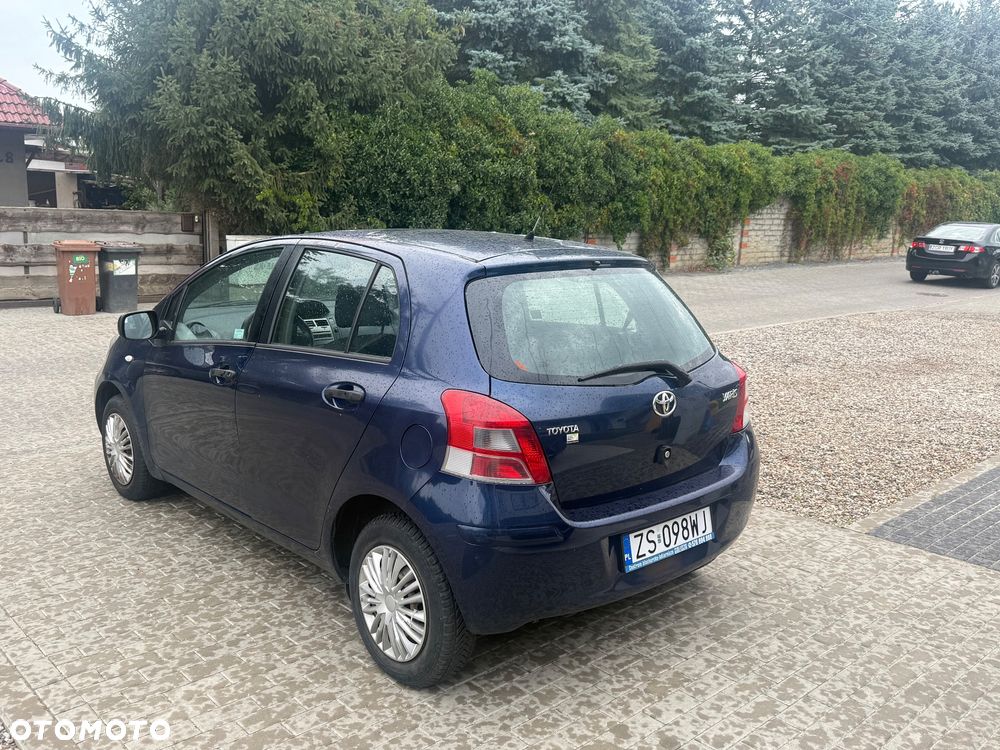 Toyota Yaris 1.0 Active - 3