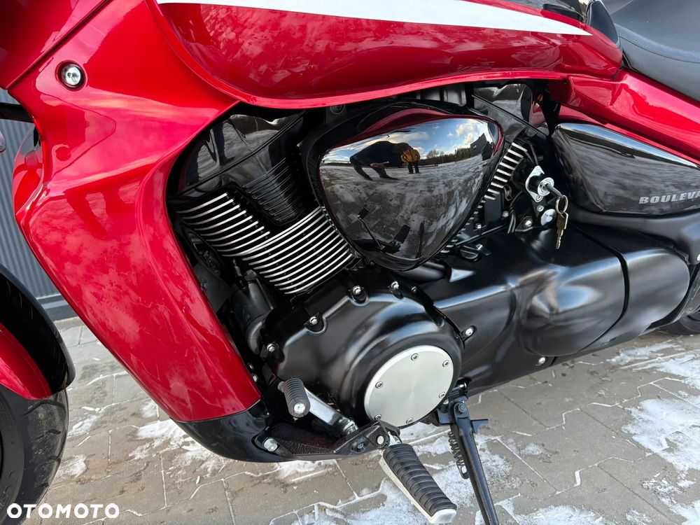 Suzuki Boulevard - 28