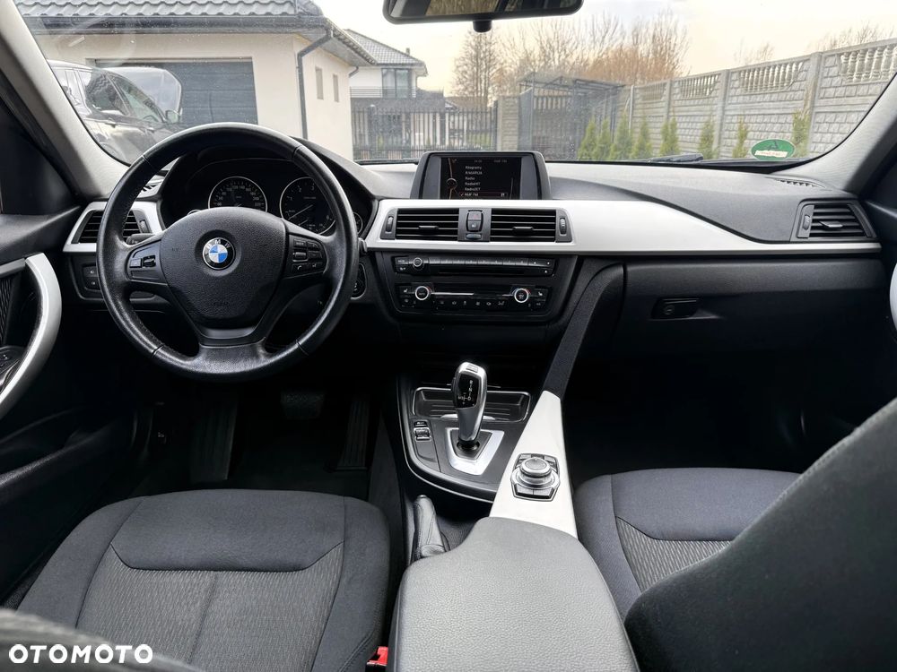 BMW Seria 3 318d - 9