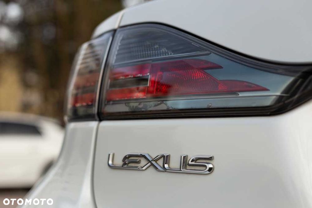 Lexus CT - 34