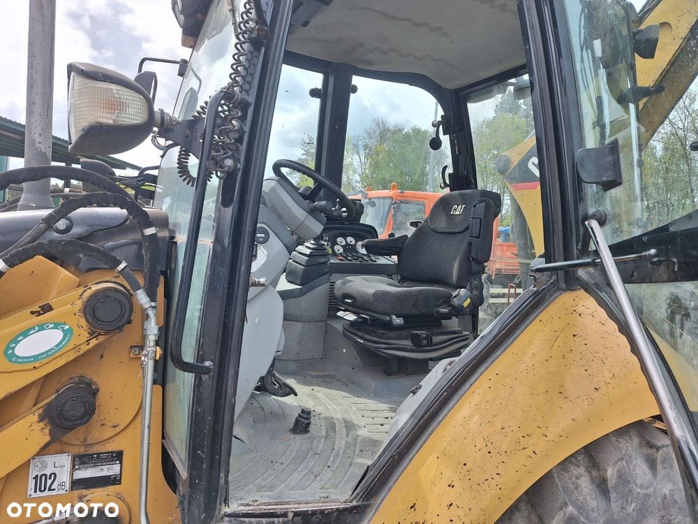 Caterpillar 432 E 4X4 - 9