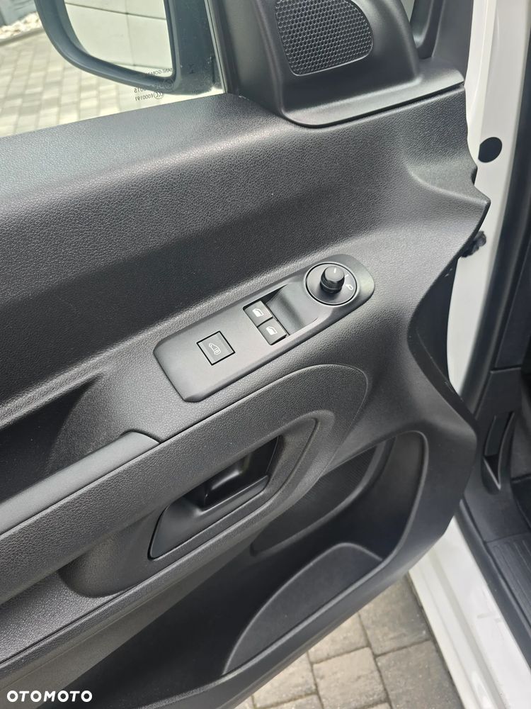 Peugeot Partner - 15