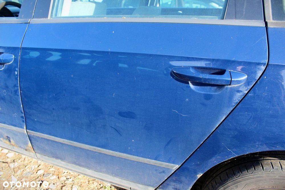 VW Passat B6 2007 1.9TDI BKC Kombi (MASKA, ZDERZAK, LAMPA, BŁOTNIK, DRZWI, SZYBA, FOTEL) - 8