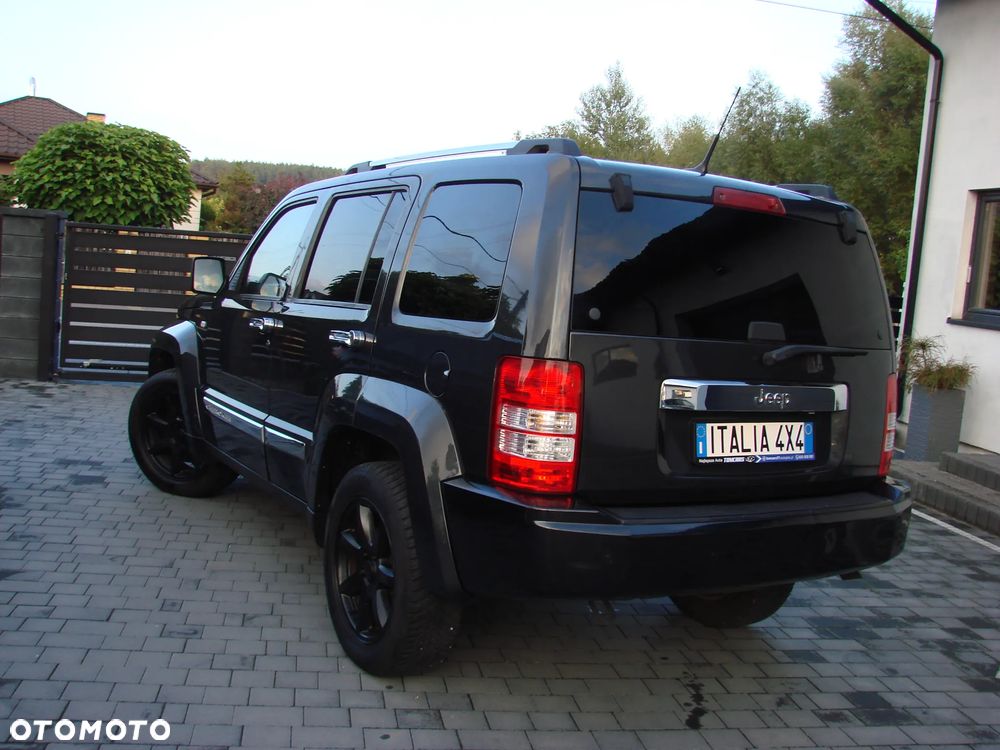 Jeep Cherokee 2.8 CRD Limited - 16